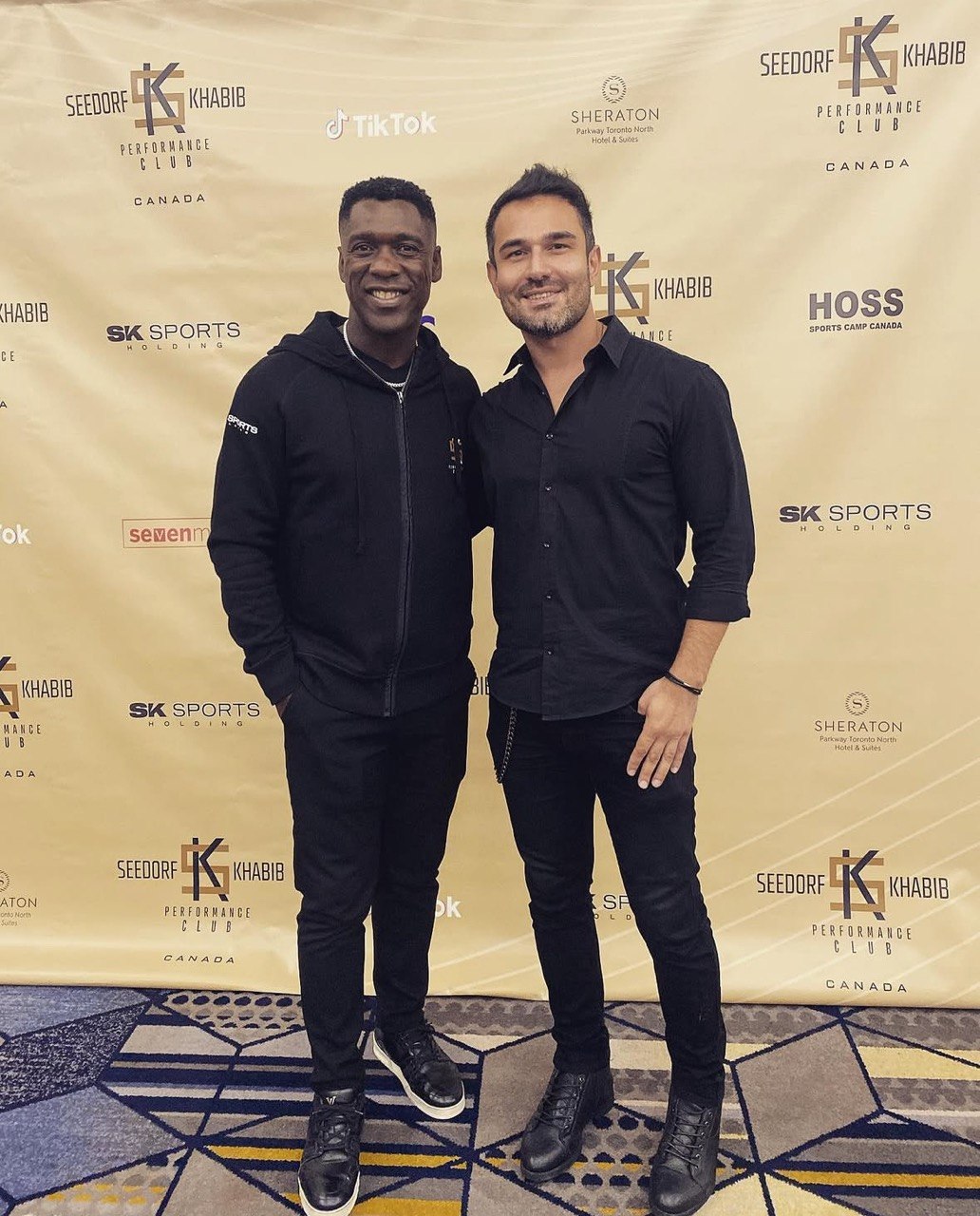 Kia Ahadi with Clarence Seedorf